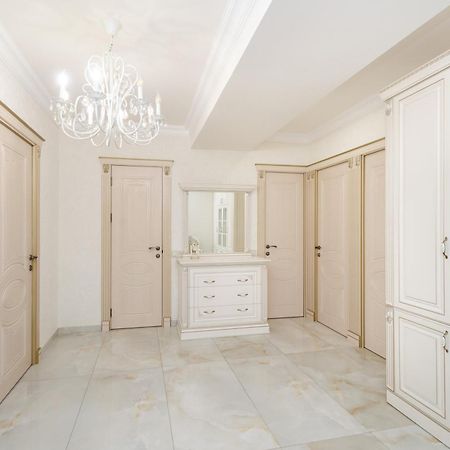 5A Beautiful Apartment In The Center Of The Capital Photo Original Yerevan Exterior photo