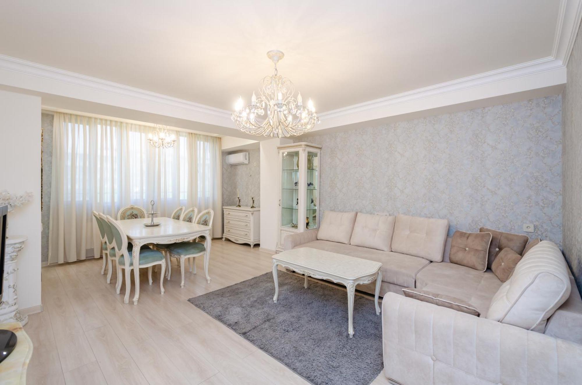 5A Beautiful Apartment In The Center Of The Capital Photo Original Yerevan Exterior photo